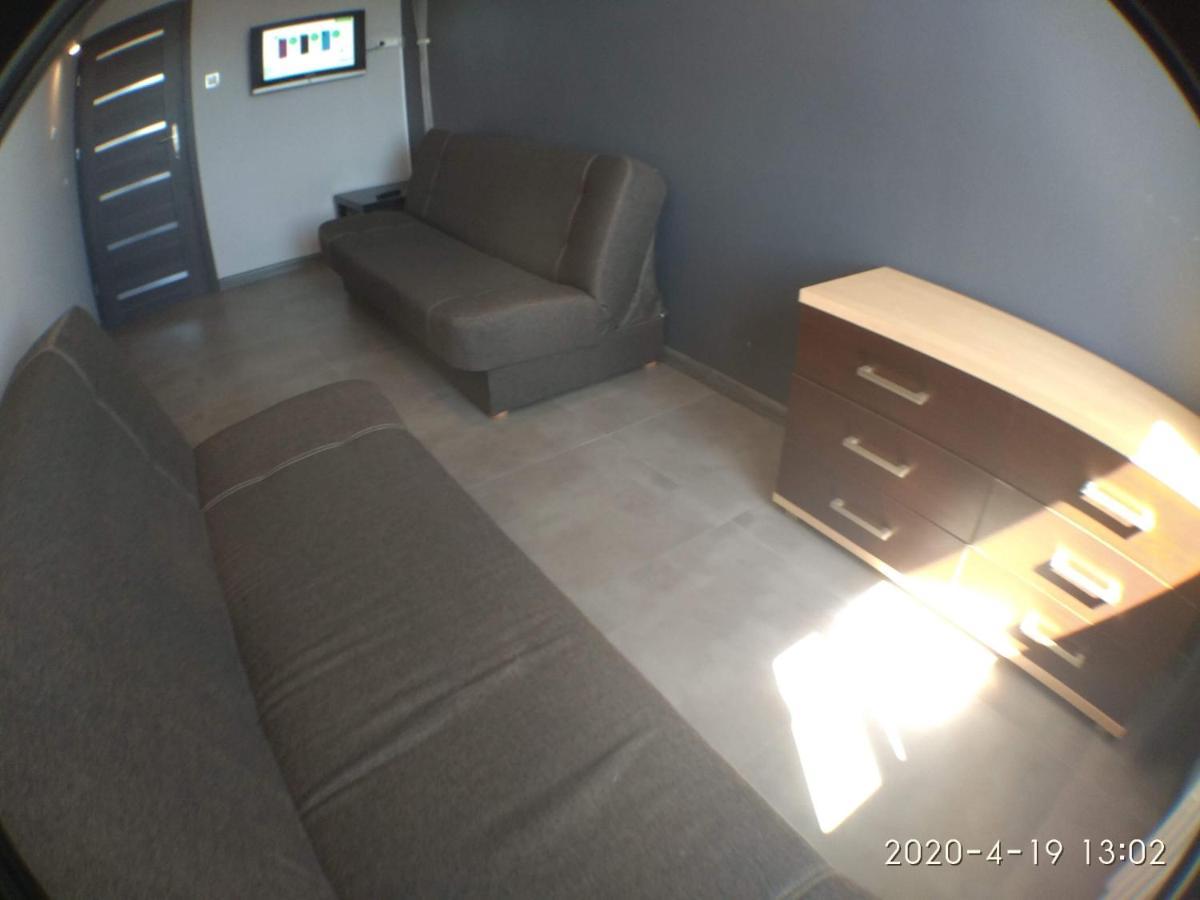2120 Przyjazni 4 - Tanie Pokoje - Samodzielne Zameldowanie - Self Check In Πόζναν Εξωτερικό φωτογραφία