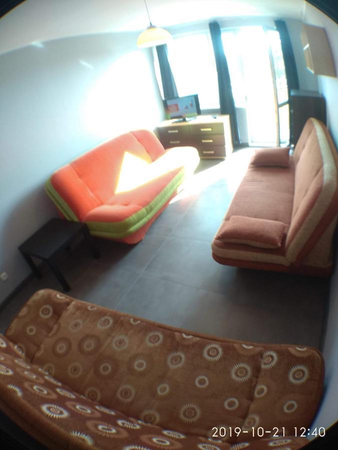 2120 Przyjazni 4 - Tanie Pokoje - Samodzielne Zameldowanie - Self Check In Πόζναν Εξωτερικό φωτογραφία