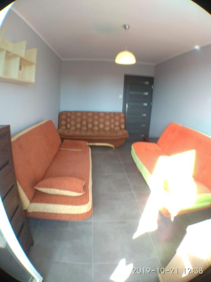 2120 Przyjazni 4 - Tanie Pokoje - Samodzielne Zameldowanie - Self Check In Πόζναν Εξωτερικό φωτογραφία