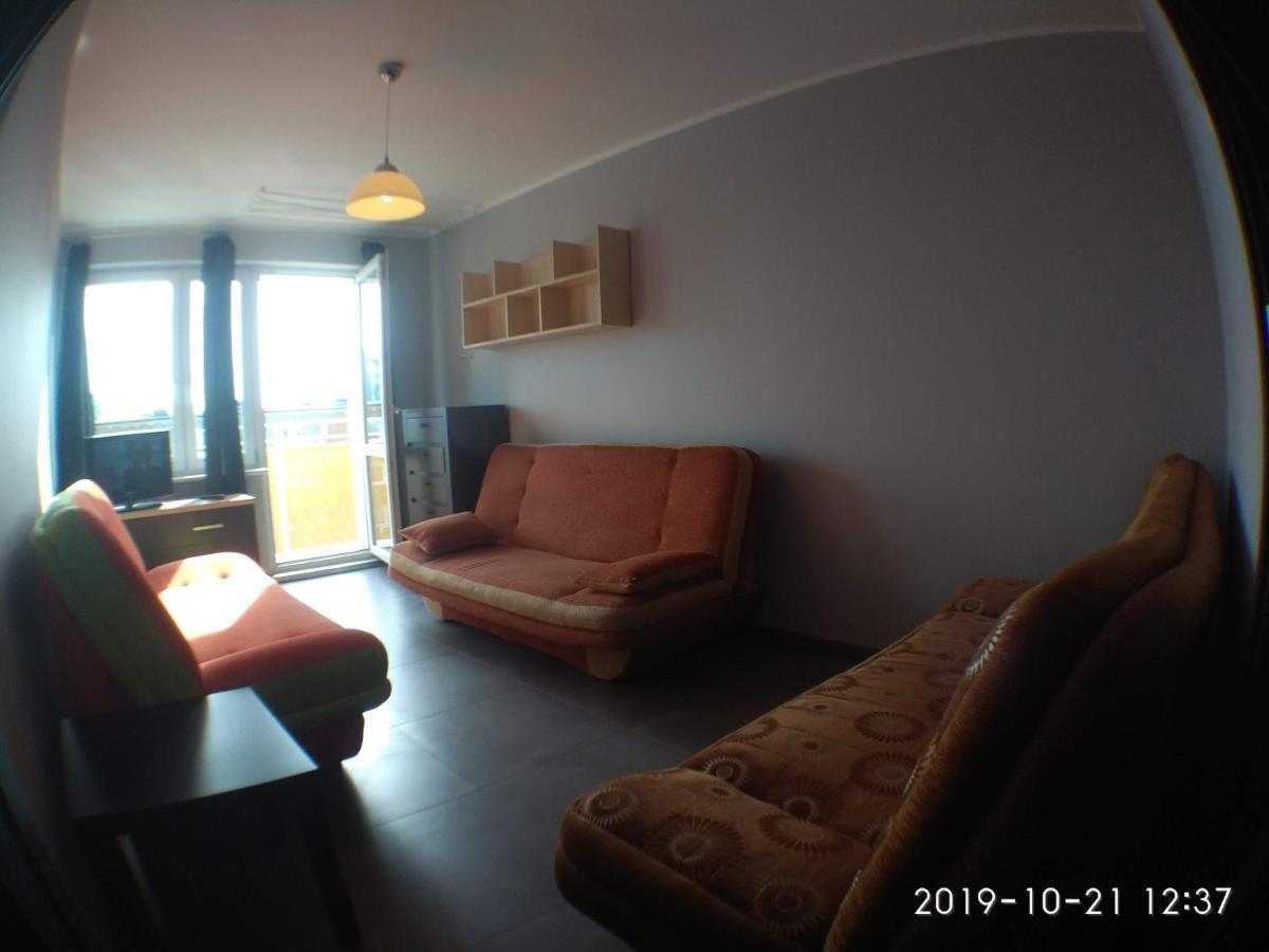 2120 Przyjazni 4 - Tanie Pokoje - Samodzielne Zameldowanie - Self Check In Πόζναν Εξωτερικό φωτογραφία