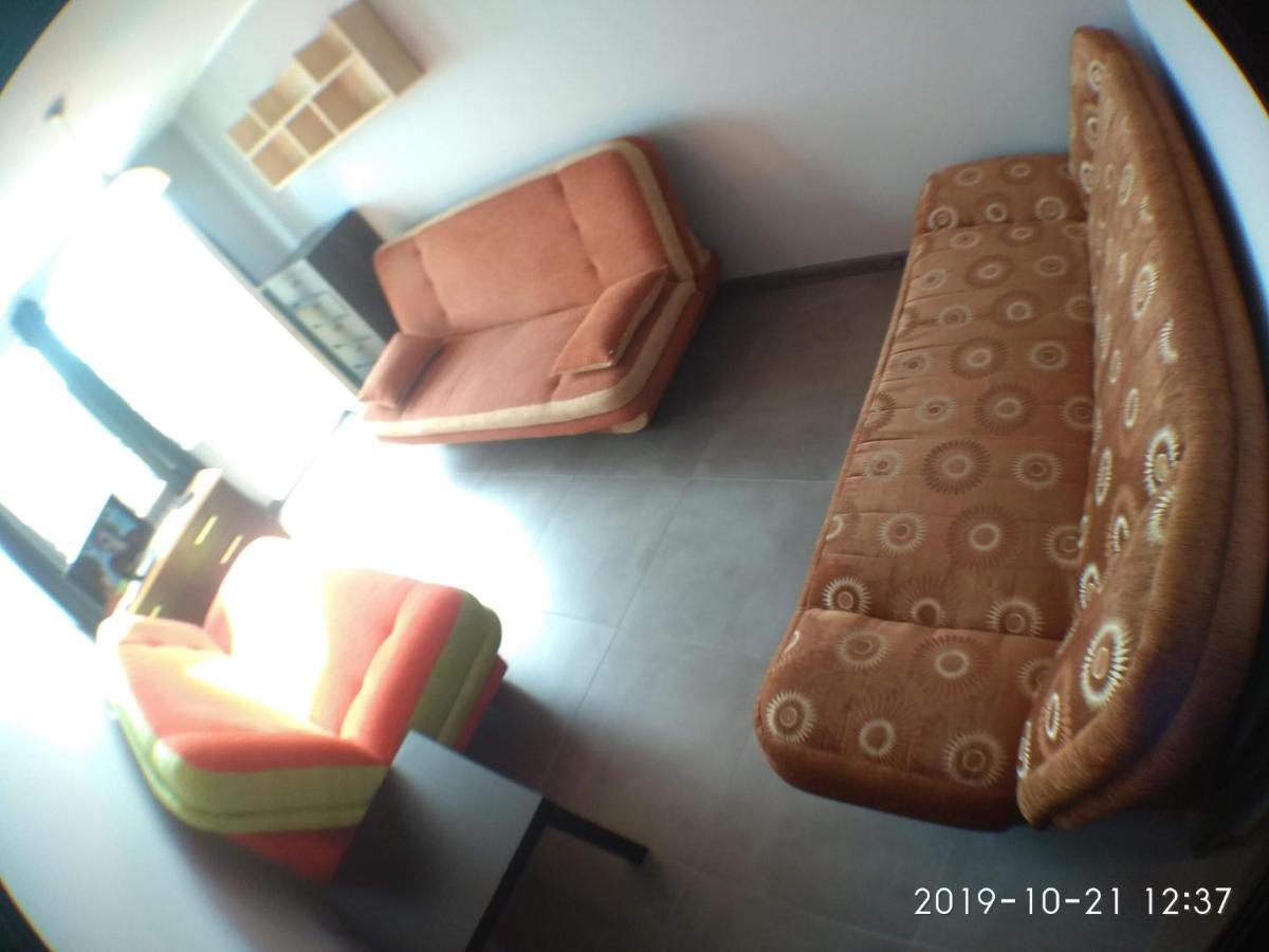2120 Przyjazni 4 - Tanie Pokoje - Samodzielne Zameldowanie - Self Check In Πόζναν Εξωτερικό φωτογραφία